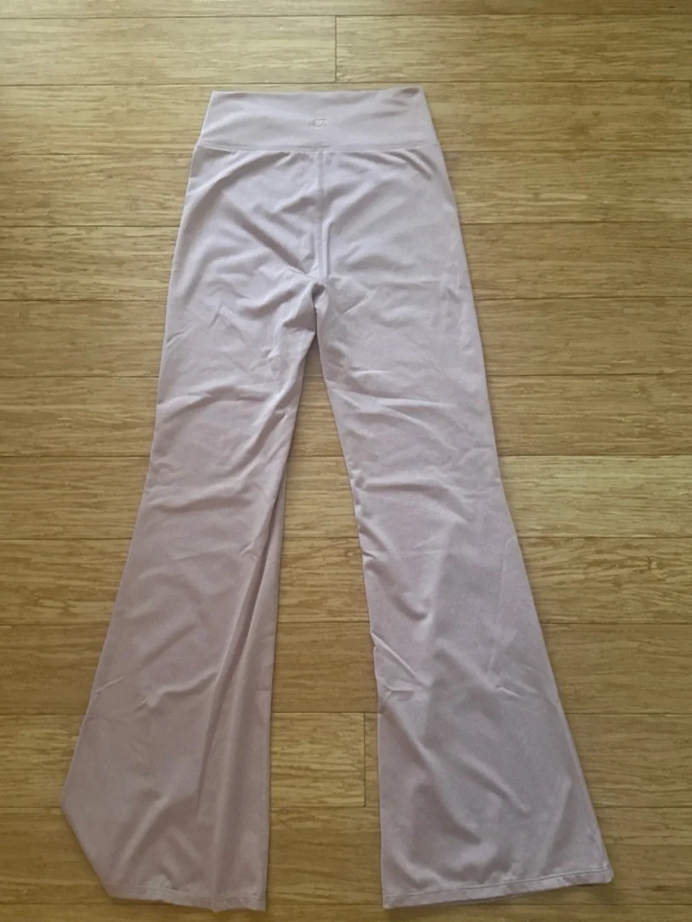 Gap High-Waist Flared Yoga Pants - Light Mauve